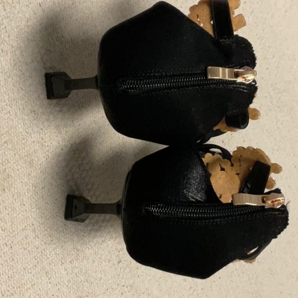 Open toe shoes - Picture 4 of 4